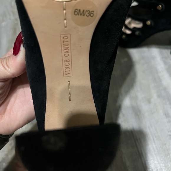 Vince Camuto Davel Suede Black Block Heel Size 6M - Picture 4 of 13